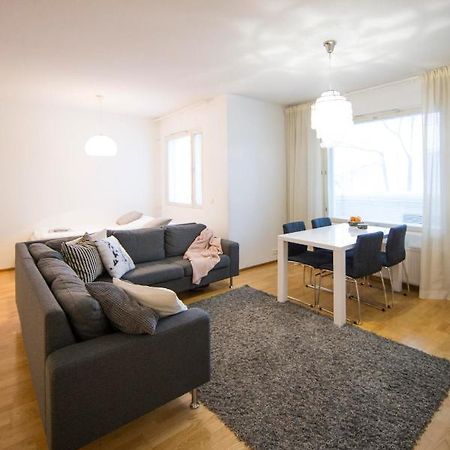 רובניימי Aurora Riverside Apartment מראה חיצוני תמונה