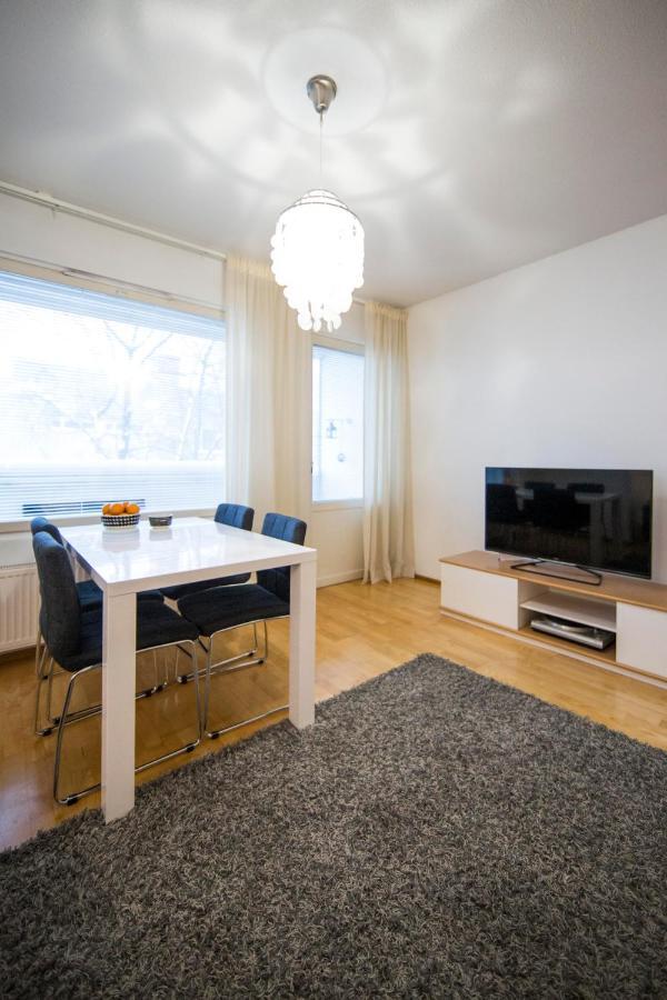 רובניימי Aurora Riverside Apartment מראה חיצוני תמונה
